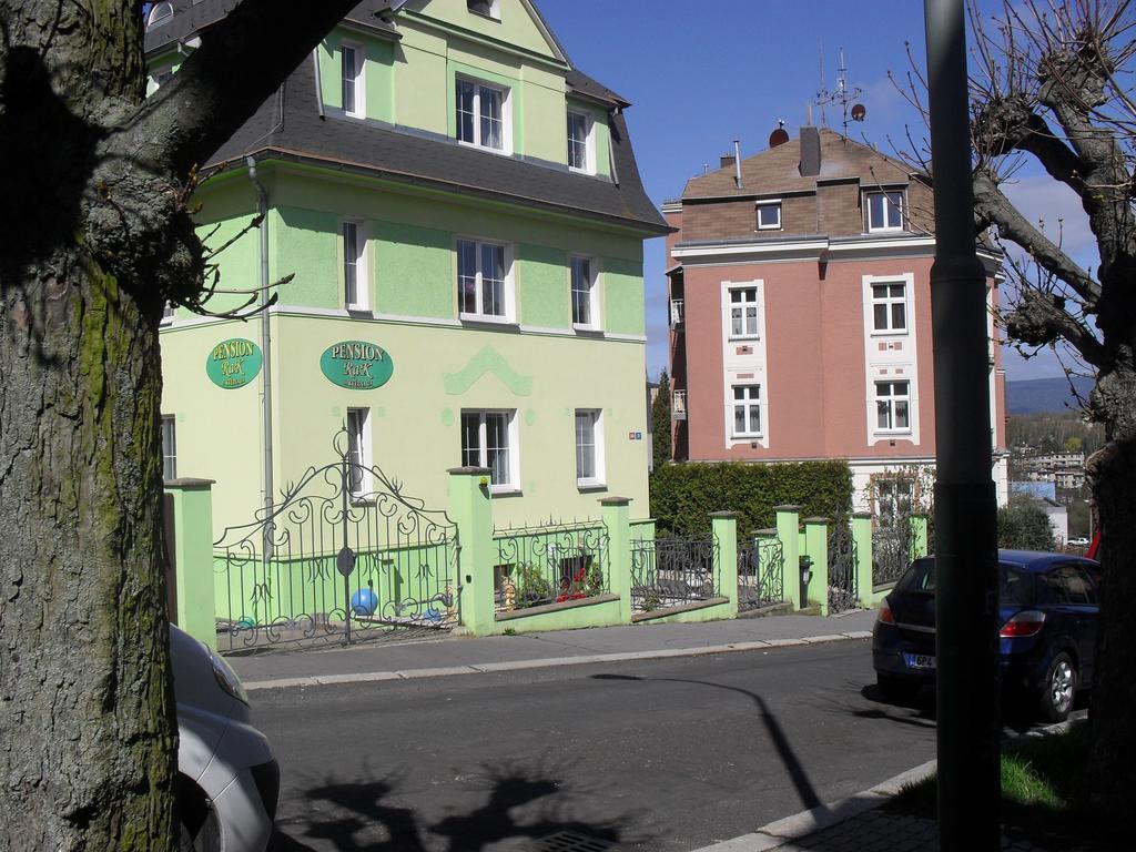 Pension Rak Карловы Вары Экстерьер фото