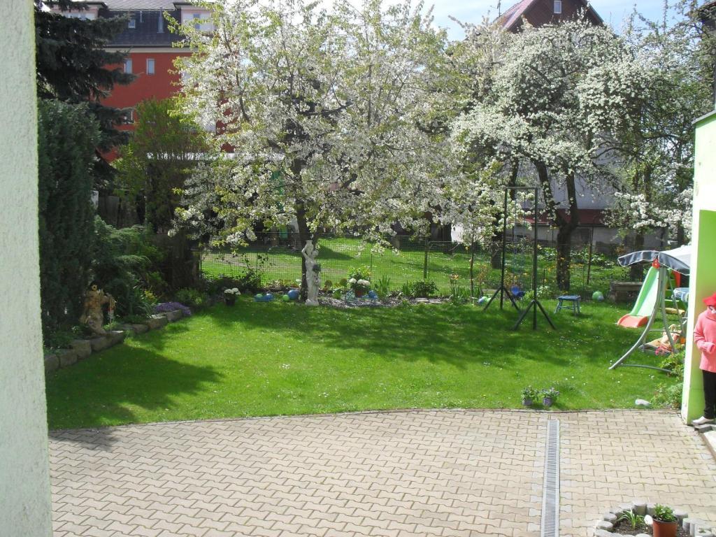 Pension Rak Карловы Вары Экстерьер фото